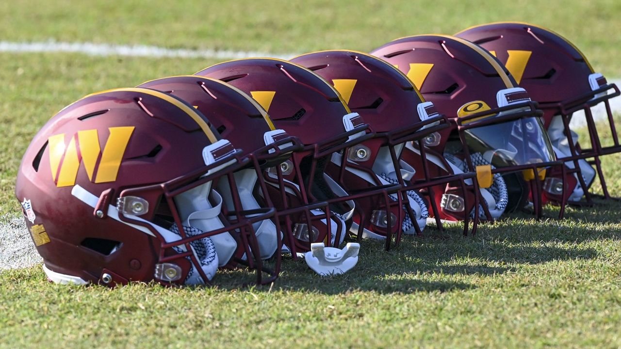 ASHBURN, VA - JUNE 1: The Washington Commanders new logo on the helmets during OTA On-Field Practice. Photo by Jonathan Newton/The Washington Post via Getty Images)