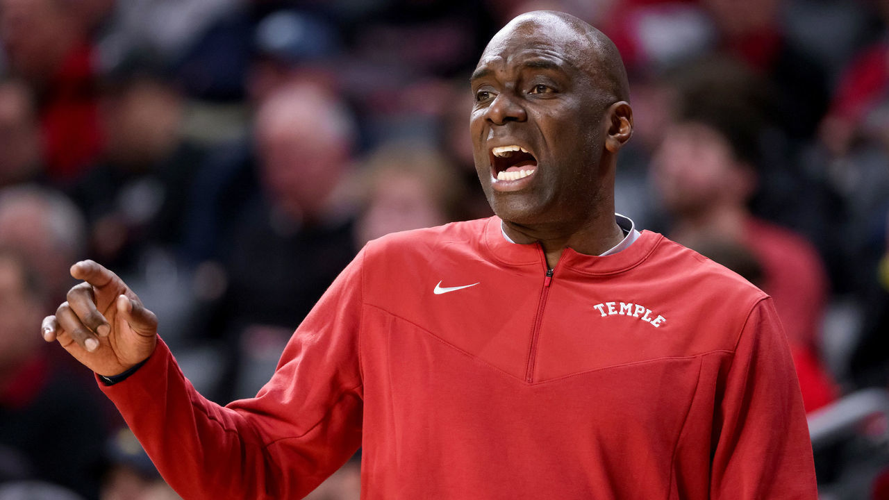 CINCINNATI, OHIO - FEBRUARY 20: Head coach Aaron McKie of the Temple Owls calls out instructions in the first half against the Cincinnati Bearcats at Fifth Third Arena on February 20, 2022 in Cincinnati, Ohio.