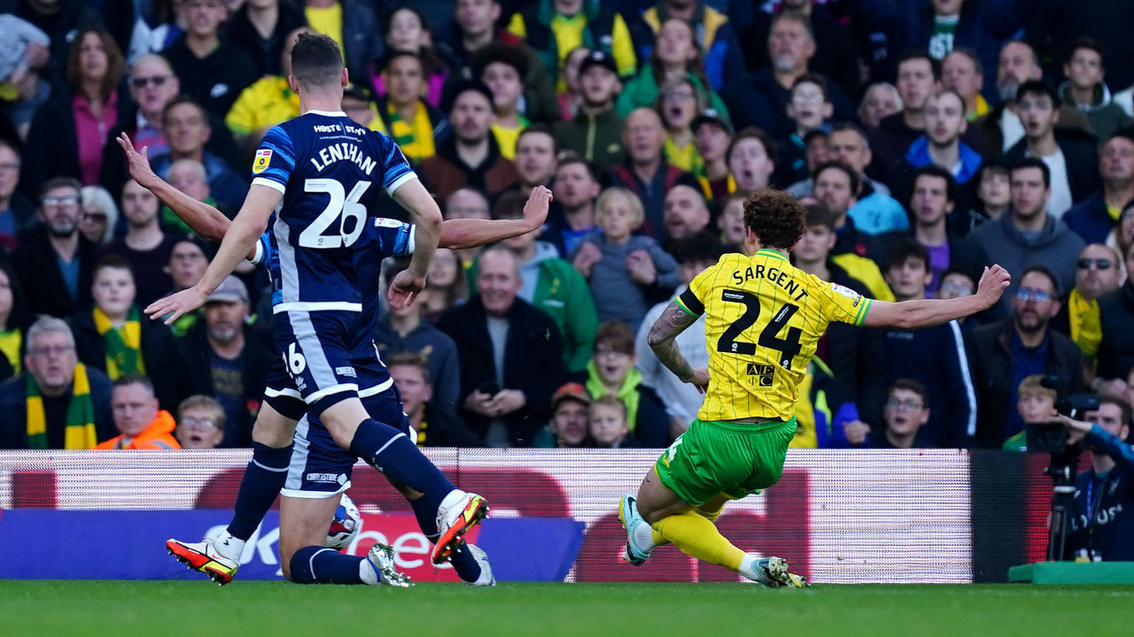 Norwich City's Josh Sargent scores the opening goal during the Sky Bet Championship match at Carrow Road, Norwich. Picture date: Saturday November 12, 2022.