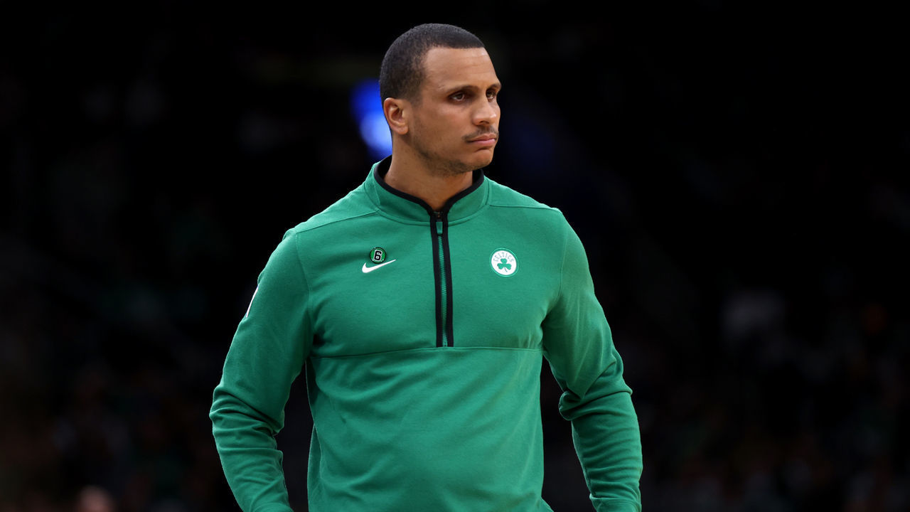 BOSTON, MASSACHUSETTS - OCTOBER 28: Boston Celtics interim head coach Joe Mazzulla looks on during the first half at TD Garden on October 28, 2022 in Boston, Massachusetts.