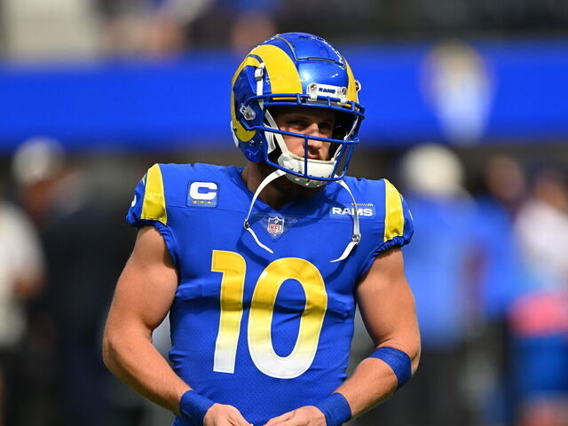 Football: Los Angeles Rams Cooper Kupp (10) in action, looks on vs. San Francisco 49ers at SoFi Stadium. Inglewood, CA 10/30/2022 CREDIT: John W. McDonough (Set Number: X164222 TK1)