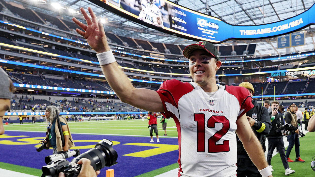 Battle of Backups: McCoy leads Arizona Cardinals to 27-17 win over