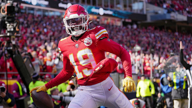 KANSAS CITY, MISSOURI - NOVEMBER 13: Kadarius Toney #19 of the Kansas City Chiefs reacts after scoring a touchdown in the first quarter of the game against the Jacksonville Jaguars at Arrowhead Stadium on November 13, 2022 in Kansas City, Missouri.