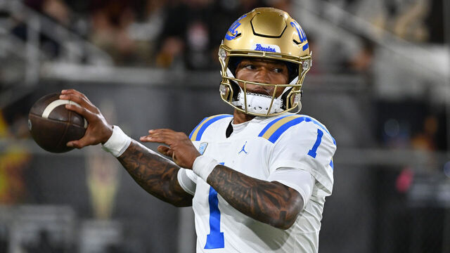 TEMPE, ARIZONA - NOVEMBER 05: Dorian Thompson-Robinson #1 of the UCLA Bruins warms up before the game against the Arizona State Sun Devils at Sun Devil Stadium on November 05, 2022 in Tempe, Arizona.