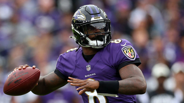 BALTIMORE, MARYLAND - OCTOBER 23: Quarterback Lamar Jackson #8 of the Baltimore Ravens drops back to pass against the Cleveland Browns at M&T Bank Stadium on October 23, 2022 in Baltimore, Maryland.