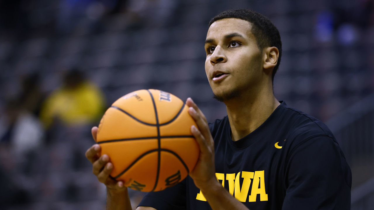 NEWARK, NJ - NOVEMBER 16: Kris Murray #24 of the Iowa Hawkeyes during warmups before a game against the Seton Hall Pirates at Prudential Center on November 16, 2022 in Newark, New Jersey. Iowa defeated Seton Hall 83-67.