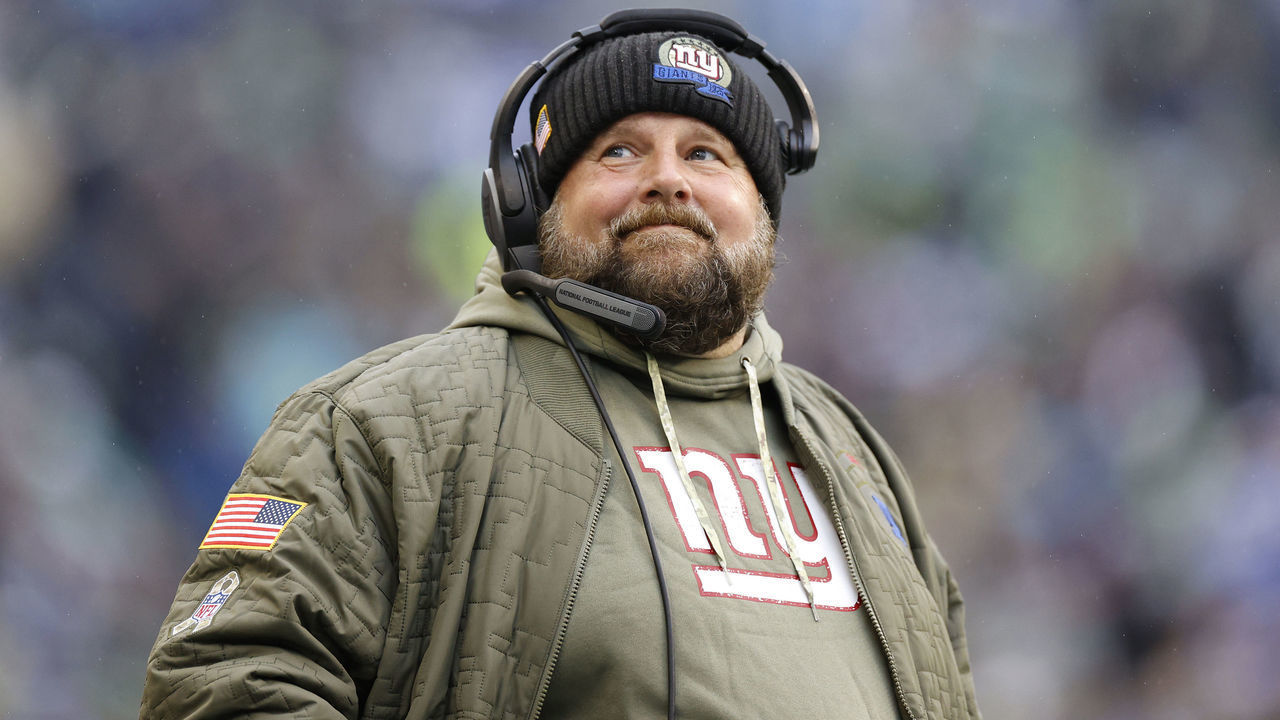 SEATTLE, WASHINGTON - OCTOBER 30: Head coach Brian Daboll of the New York Giants looks on against the Seattle Seahawks during the fourth quarter at Lumen Field on October 30, 2022 in Seattle, Washington.