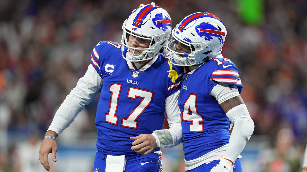 DETROIT, MICHIGAN - NOVEMBER 20: Josh Allen #17 of the Buffalo Bills and Stefon Diggs #14 of the Buffalo Bills celebrate after a touchdown during the second quarter against the Cleveland Browns at Ford Field on November 20, 2022 in Detroit, Michigan.