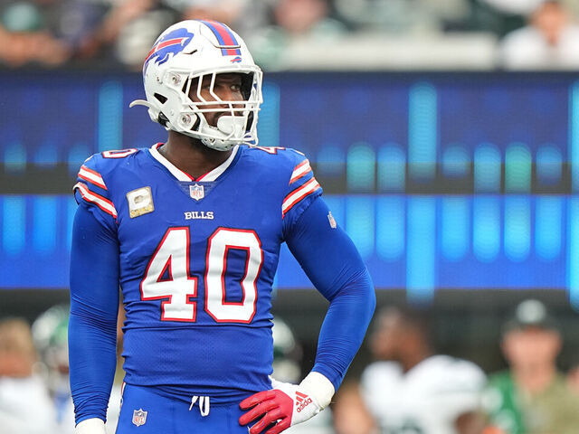 Football: Buffalo Bills Von Miller (40) in action, looks on vs. New York Jets at Met Life Stadium. East Rutherford, NJ 11/6/2022 CREDIT: Erick W. Rasco (Set Number: x164230 TK1)
