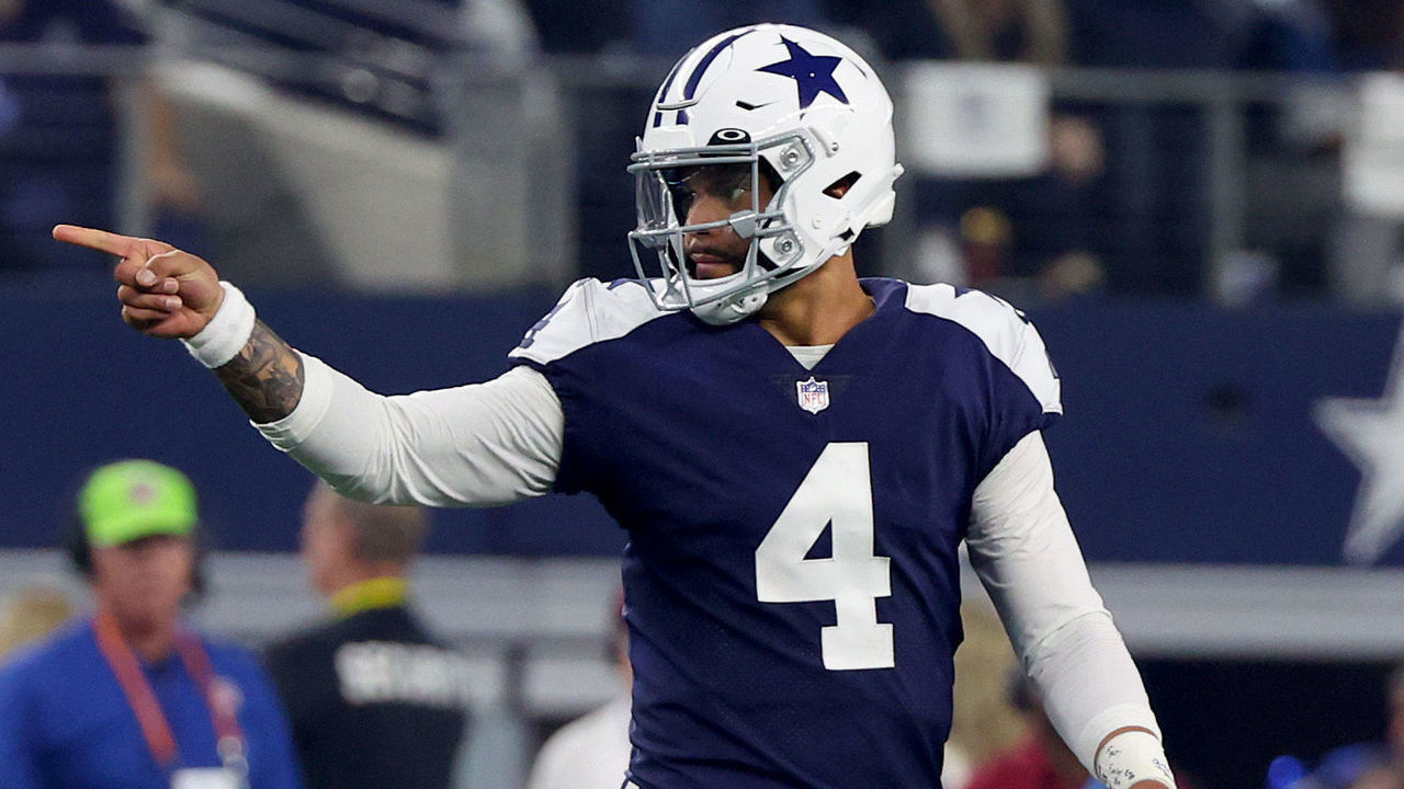 ARLINGTON, TEXAS - NOVEMBER 24: Dak Prescott #4 of the Dallas Cowboys reacts after a first down during the first half in the game against the New York Giants at AT&T Stadium on November 24, 2022 in Arlington, Texas.