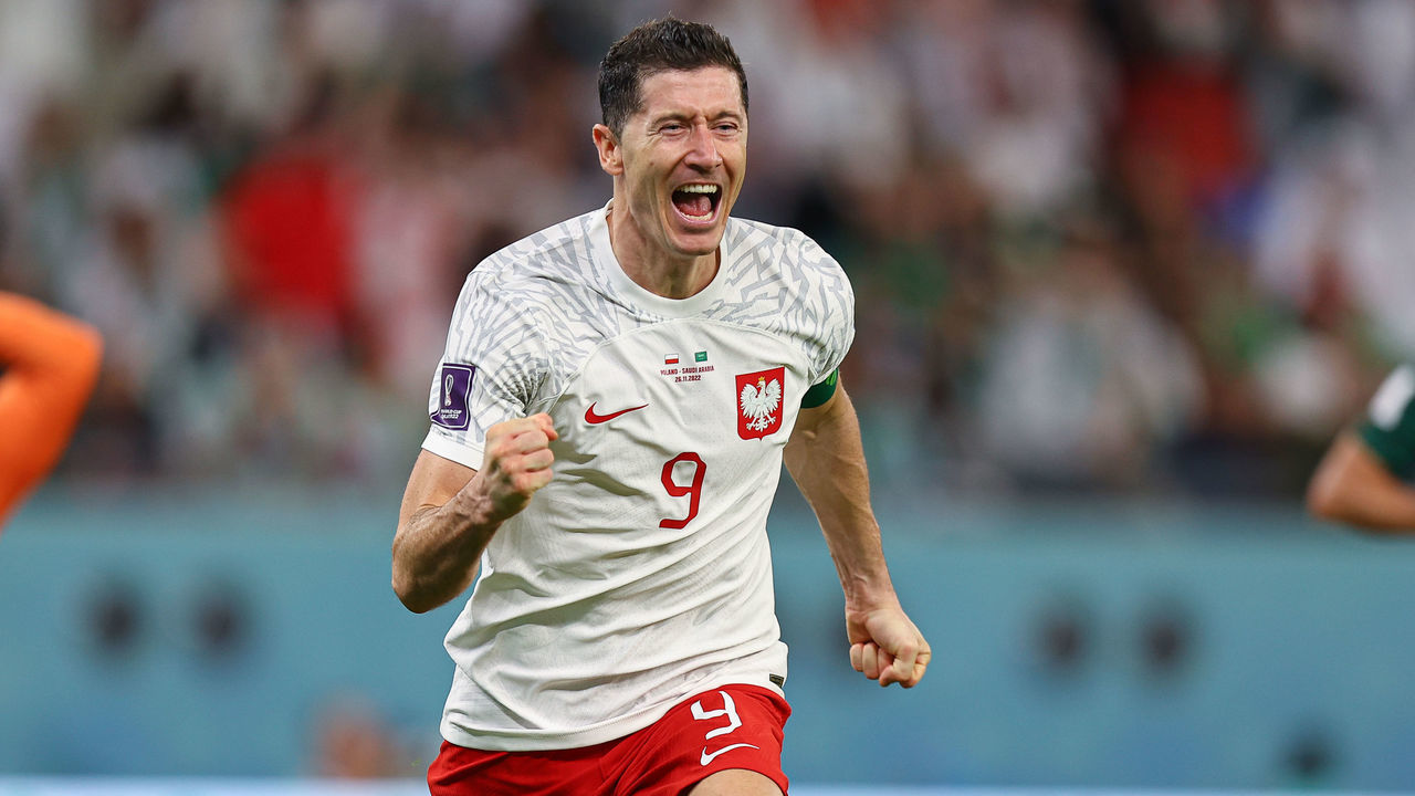 AL RAYYAN, QATAR - NOVEMBER 26: Robert Lewandowski of Poland celebrates scoring a goal during the FIFA World Cup Qatar 2022 Group C match between Poland and Saudi Arabia at Education City Stadium on November 26, 2022 in Al Rayyan, Qatar.