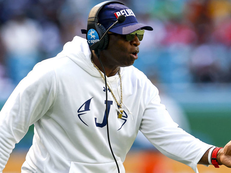 Report Colorado Offers Deion Sanders Head Coaching Job