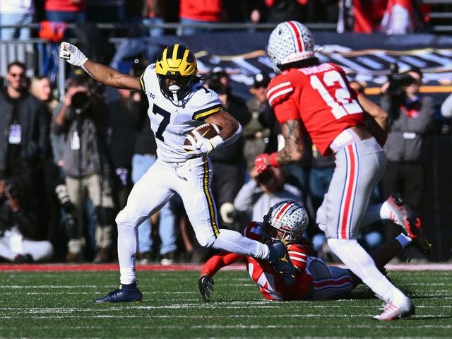 Michigan's Donovan Edwards says he played most of last season with knee  injury