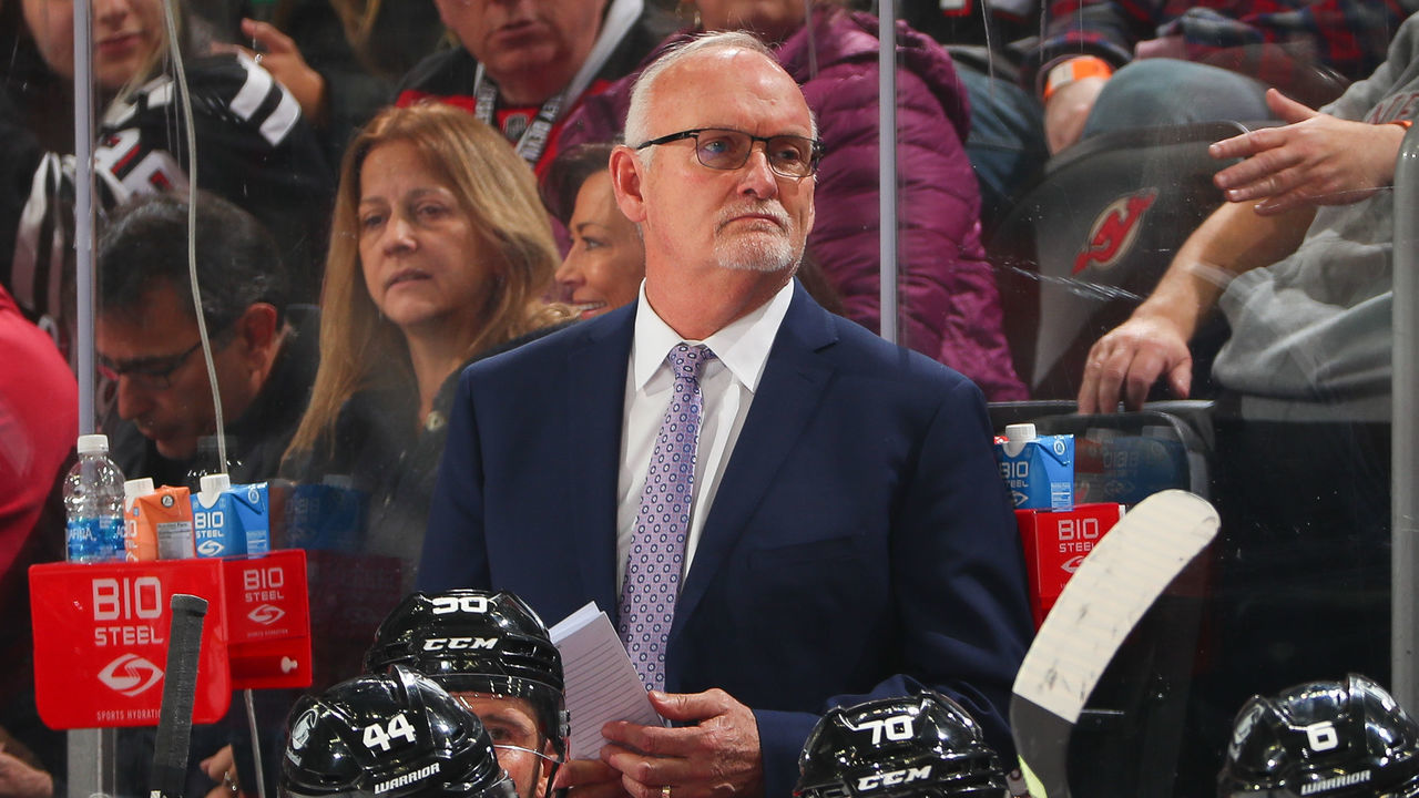 NEWARK, NJ - NOVEMBER 26: New Jersey Devils Head Coach Lindy Ruff in the second period of the game against the Washington Capitals on November 26, 2022 at the Prudential Center in Newark, New Jersey.