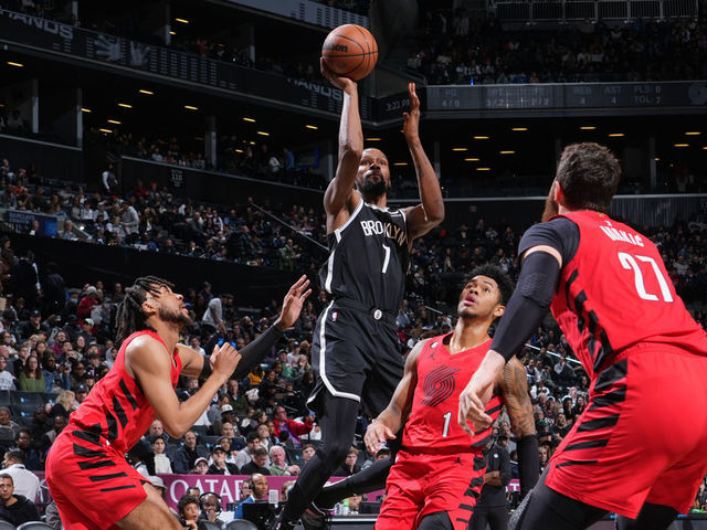 BROOKLYN, NY - NOVEMBER 27: Kevin Durant #7 of the Brooklyn Nets shoots the ball during the game against the Portland Trail Blazers on November 27, 2022 at Barclays Center Brooklyn, New York. Mandatory Copyright Notice: Copyright 2022 NBAE