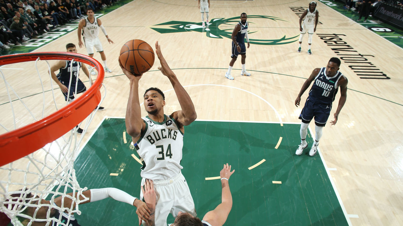 MILWAUKEE, WI - NOVEMBER 27: Giannis Antetokounmpo #34 of the Milwaukee Bucks drives to the basket during the game against the Dallas Mavericks on November 27, 2022 at the Fiserv Forum Center in Milwaukee, Wisconsin. Mandatory Copyright Notice: Copyright 2022 NBAE .