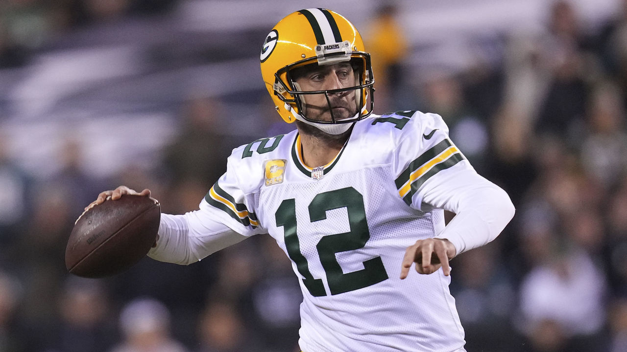 PHILADELPHIA, PA - NOVEMBER 27: Aaron Rodgers #12 of the Green Bay Packers passes the ball against the Philadelphia Eagles at Lincoln Financial Field on November 27, 2022 in Philadelphia, Pennsylvania.