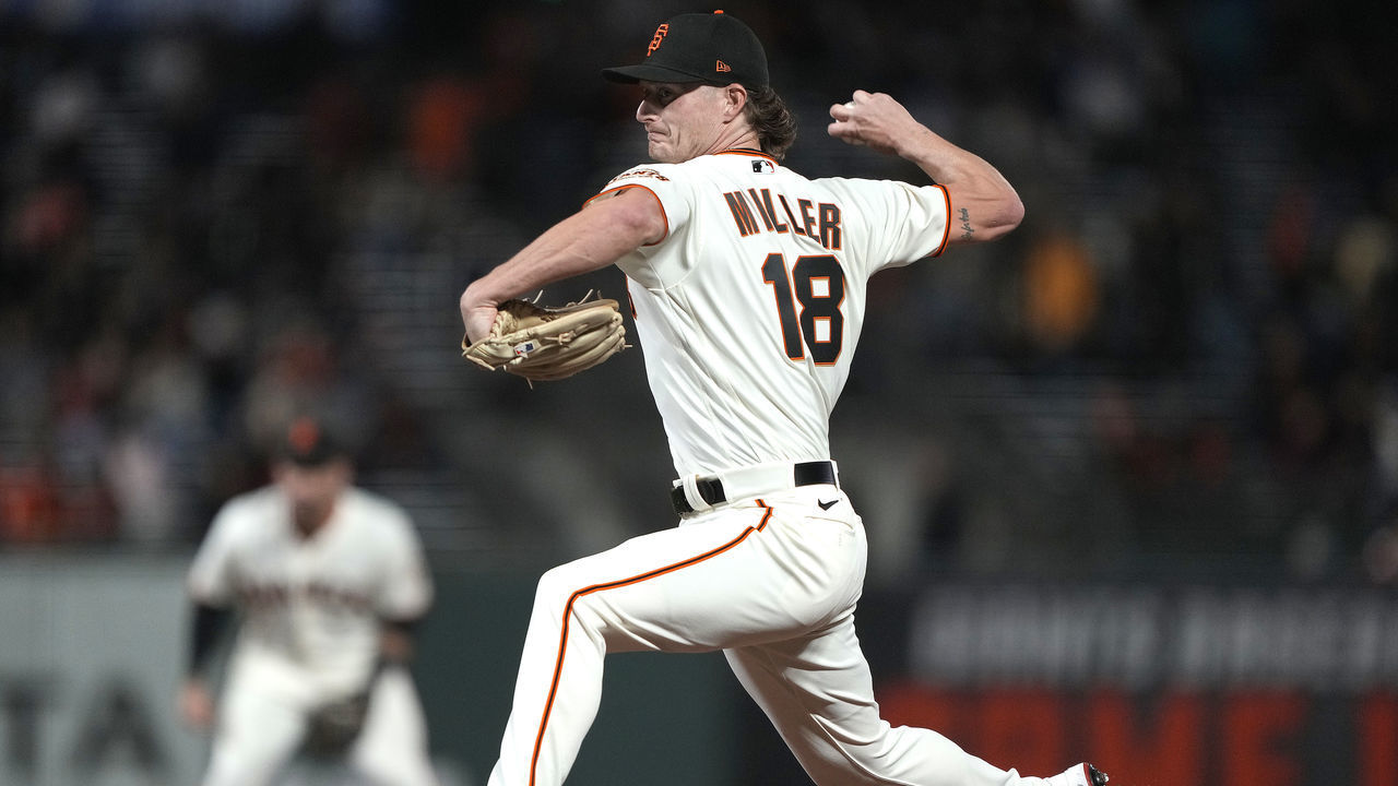 SAN FRANCISCO, CALIFORNIA - SEPTEMBER 28: Shelby Miller #18 of the San Francisco Giants pitches against the Colorado Rockies in the top of the six inning at Oracle Park on September 28, 2022 in San Francisco, California.