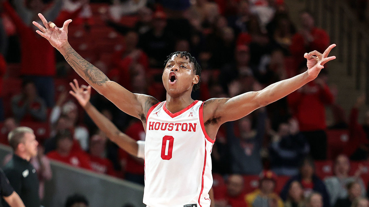 HOUSTON, TEXAS - NOVEMBER 14: Marcus Sasser #0 of the Houston Cougars reacts after a three point basket during the second half against the Oral Roberts Golden Eagles at Fertitta Center on November 14, 2022 in Houston, Texas.