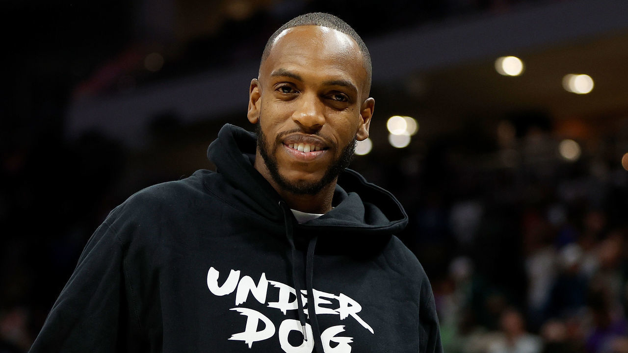 MILWAUKEE, WISCONSIN - OCTOBER 26: Khris Middleton #22 of the Milwaukee Bucks in street clothes as he recovers from an injury after the game against the Brooklyn Nets at Fiserv Forum on October 26, 2022 in Milwaukee, Wisconsin.