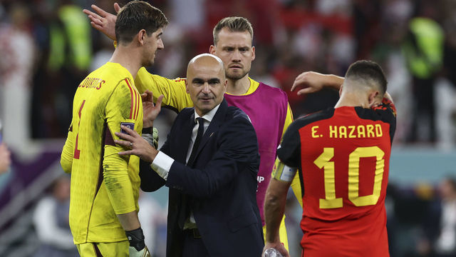 DOHA, QATAR - DECEMBER 01: Belgium head coach Roberto Martinez is seen at full time with Thibaut Courtois of Belgium during the FIFA World Cup Qatar 2022 Group F match between Croatia and Belgium at Ahmad Bin Ali Stadium on December 01, 2022 in Doha, Qatar.