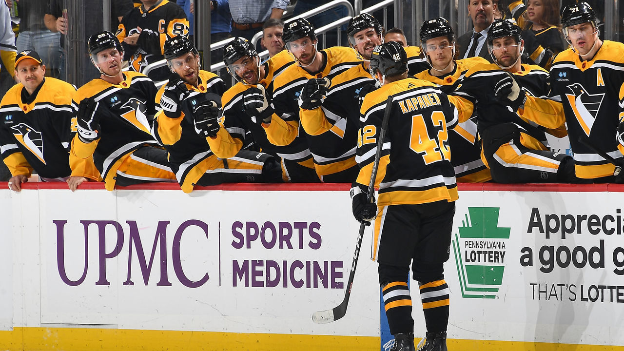 PITTSBURGH, PA - DECEMBER 01: Kasperi Kapanen #42 of the Pittsburgh Penguins celebrates his third period goal against the Vegas Golden Knights at PPG PAINTS Arena on December 1, 2022 in Pittsburgh, Pennsylvania.