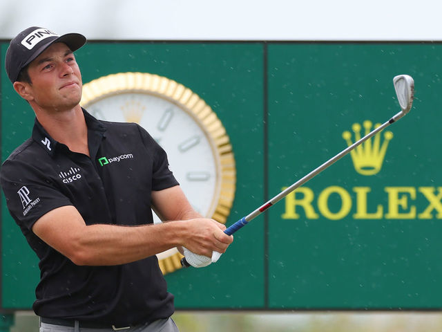 NASSAU, BAHAMAS - DECEMBER 02: Viktor Hovland of Norway plays his shot from the 17th tee during the second round of the Hero World Challenge at Albany Golf Course on December 02, 2022 in Nassau, Bahamas.