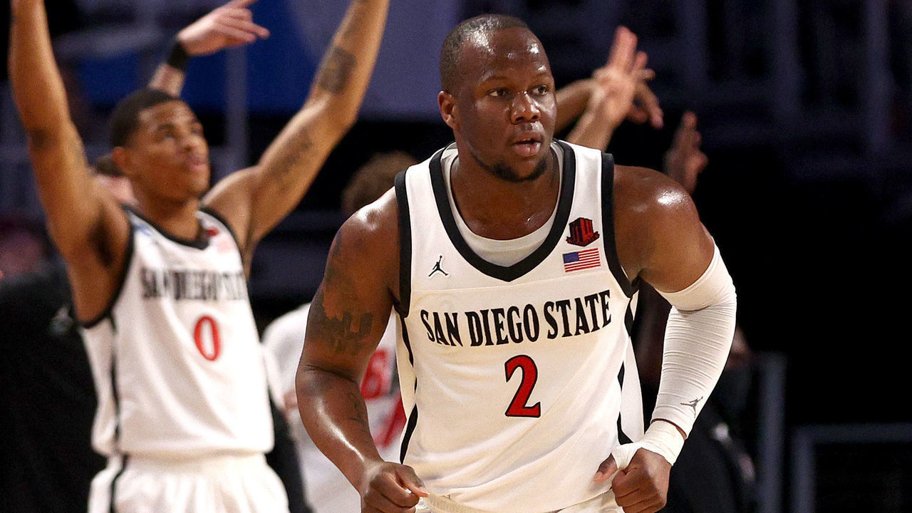 FORT WORTH, TEXAS - MARCH 17: Adam Seiko #2 of the San Diego State Aztecs looks on against the Creighton Bluejays during the second half in the first round of the 2022 NCAA Men's Basketball Tournament at Dickies Arena on March 17, 2022 in Fort Worth, Texas.
