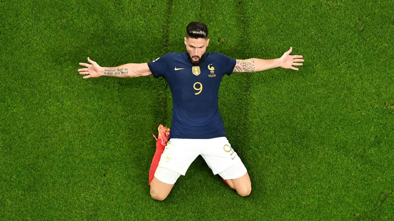 DOHA, QATAR - DECEMBER 04: Olivier Giroud of France celebrates after scoring the team's first goal during the FIFA World Cup Qatar 2022 Round of 16 match between France and Poland at Al Thumama Stadium on December 04, 2022 in Doha, Qatar.
