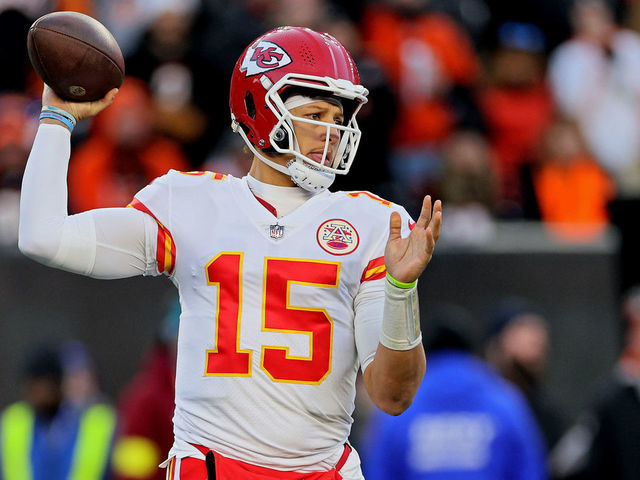 NFL Playoffs 2022: Patrick Mahomes thinks Bengals and Chiefs will