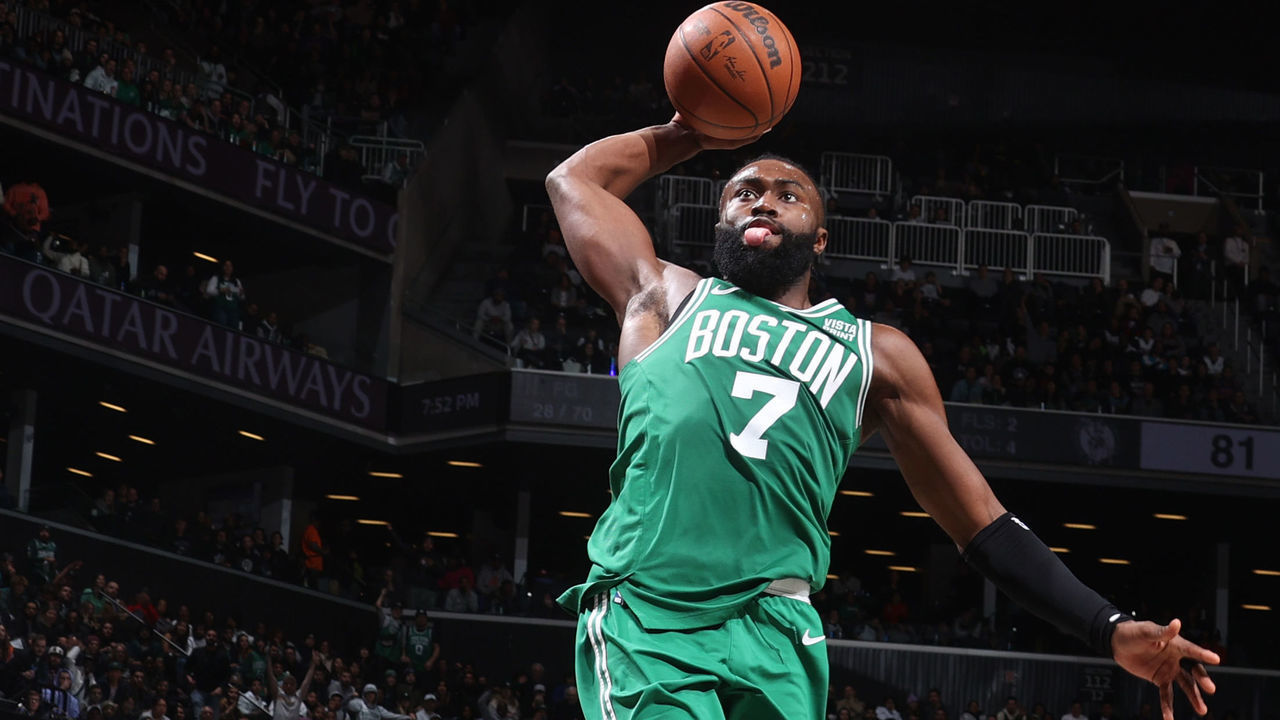 BROOKLYN, NY - DECEMBER 4: Jaylen Brown #7 of the Boston Celtics dunks the ball during the game against the Brooklyn Nets on December 4, 2022 at Barclays Center in Brooklyn, New York. Mandatory Copyright Notice: Copyright 2022 NBAE