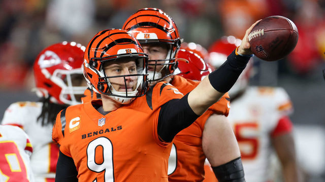 CINCINNATI, OH - DECEMBER 04: Cincinnati Bengals quarterback Joe Burrow (9) reacts after carrying the ball for a first down during the game against the Kansas City Chiefs and the Cincinnati Bengals on December 3, 2022, at the Paycor Stadium in Cincinnati, OH.