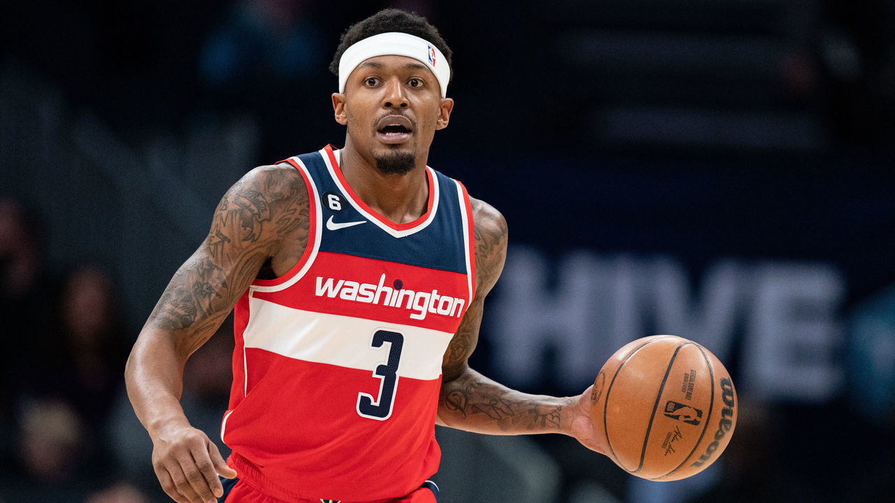 CHARLOTTE, NORTH CAROLINA - DECEMBER 02: Bradley Beal #3 of the Washington Wizards brings the ball up court against the Charlotte Hornets during their game at Spectrum Center on December 02, 2022 in Charlotte, North Carolina.