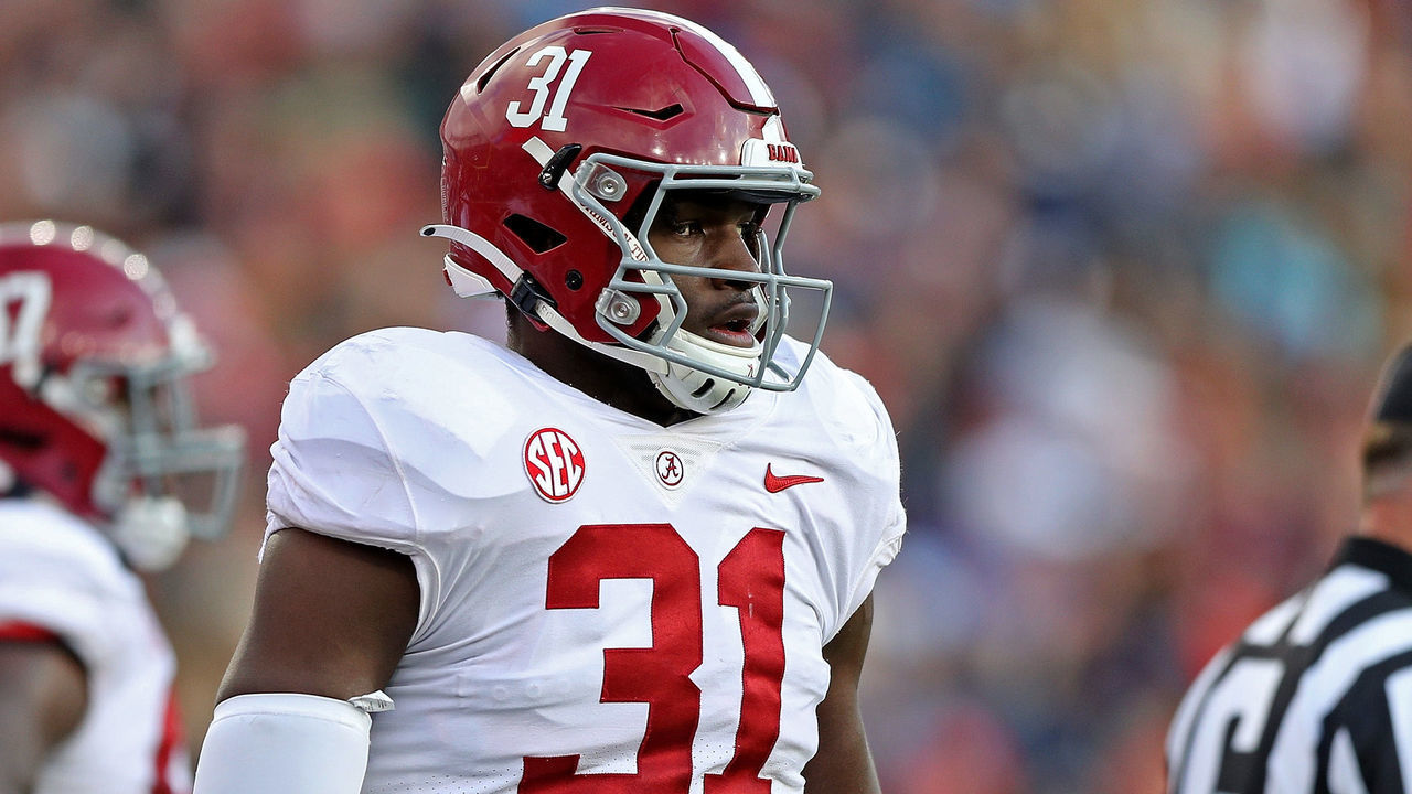 OXFORD, MISSISSIPPI - NOVEMBER 12: Will Anderson Jr. #31 of the Alabama Crimson Tide during the game against the Mississippi Rebels at Vaught-Hemingway Stadium on November 12, 2022 in Oxford, Mississippi.