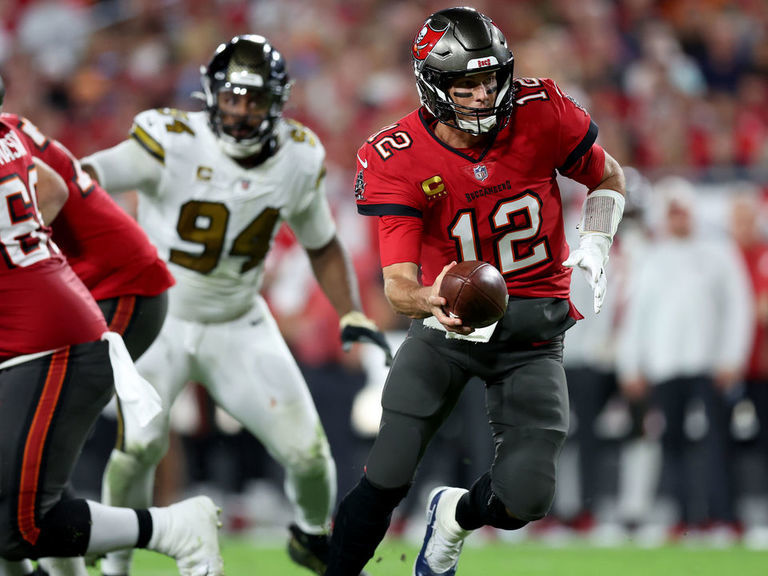 Tom Brady and the Bucs overcome 13-point 4th quarter deficit to take down  Saints on MNF