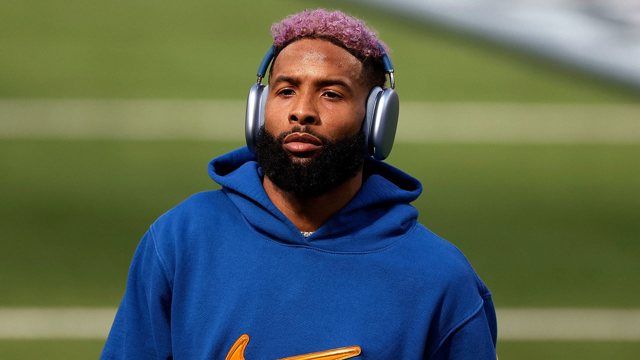 INGLEWOOD, CALIFORNIA - FEBRUARY 13: Odell Beckham Jr. #3 warms up during Super Bowl LVI at SoFi Stadium on February 13, 2022 in Inglewood, California.