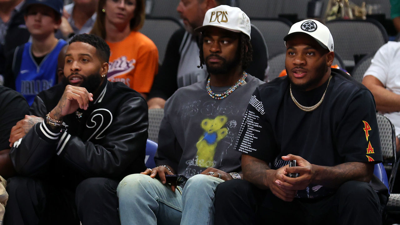 DALLAS, TEXAS - DECEMBER 05: Odell Beckham Jr. attends the NBA game between the Phoenix Suns and Dallas Mavericks with Dallas Cowboys Micah Parsons and Trevon Diggs at American Airlines Center on December 05, 2022 in Dallas, Texas. NOTE TO USER: User expressly acknowledges and agrees that, by downloading and/or using this Photograph, user is consenting to the terms and conditions of the Getty Images License Agreement.