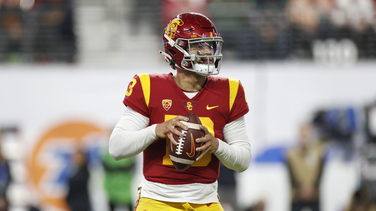 LAS VEGAS, NV - DECEMBER 02: USC Trojans quarterback Caleb Williams (13) looks for an open receiver during the Pac-12 Championship football game between the Utah Utes and the USC Trojans on December 2, 2022 at Allegiant Stadium in Las Vegas.