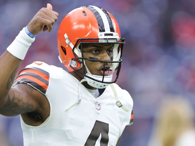 Watson rusty in return, Browns top Texans