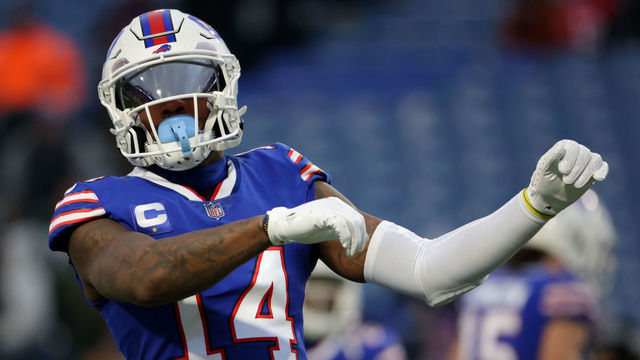 ORCHARD PARK, NY - JANUARY 09: Stefon Diggs #14 of the Buffalo Bills on the field during warmups before a game against the New York Jets at Highmark Stadium on January 9, 2022 in Orchard Park, New York.