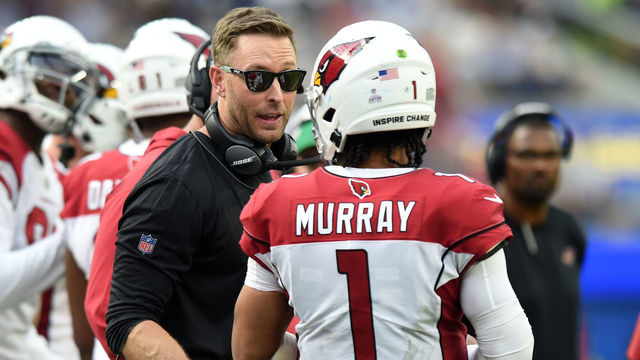 INGLEWOOD, CA - OCTOBER 03: Cardinals head coach Kliff Kingsbury talks with Arizona Cardinals Quarterback Kyler Murray (1) during an NFL game between the Arizona Cardinals and the Los Angeles Rams on October 03, 2021, at SoFi Stadium in Inglewood, CA.