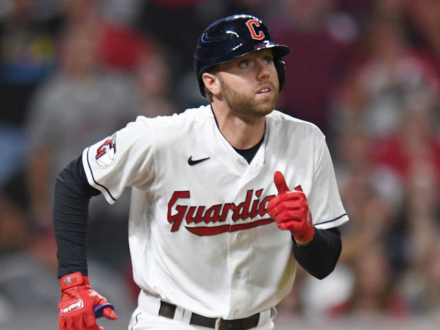 CLEVELAND, OH - AUGUST 19: Chicago White Sox second baseman Josh