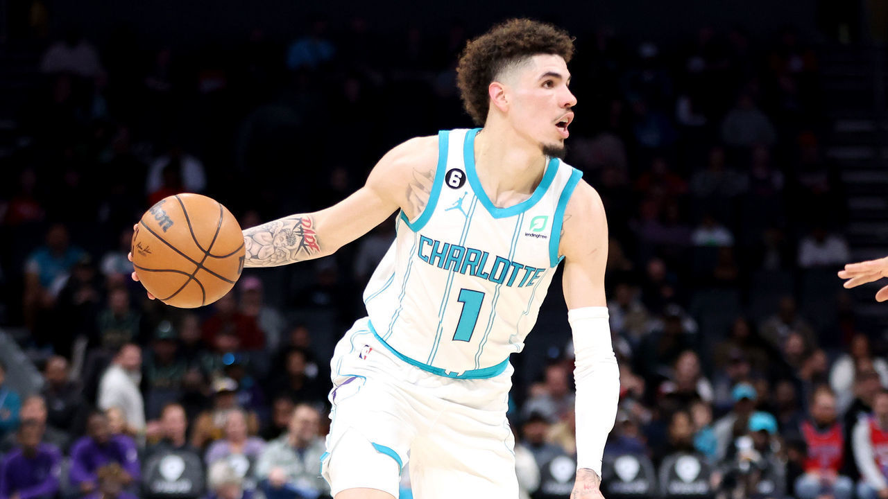 CHARLOTTE, NORTH CAROLINA - DECEMBER 14: LaMelo Ball #1 of the Charlotte Hornets drives to the basket during the first half against the Detroit Pistons at Spectrum Center on December 14, 2022 in Charlotte, North Carolina.
