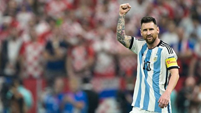 TOPSHOT - Argentina's forward #10 Lionel Messi celebrates scoring his team's first goal from the penalty spot during the Qatar 2022 World Cup football semi-final match between Argentina and Croatia at Lusail Stadium in Lusail, north of Doha on December 13, 2022.