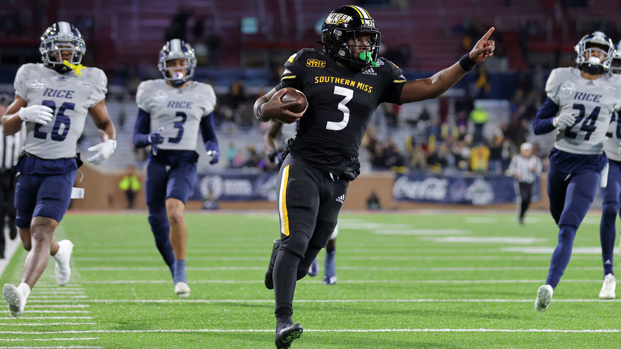 MOBILE, ALABAMA - DECEMBER 17: Frank Gore Jr. #3 of the Southern Miss Golden Eagles rushes for a touchdown during the first half against the Rice Owls of the LendingTree Bowl at Hancock Whitney Stadium on December 17, 2022 in Mobile, Alabama.