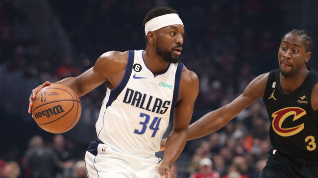 CLEVELAND, OH - DECEMBER 17: Kemba Walker #34 of the Dallas Mavericks dribbles the ball during the game against the Cleveland Cavaliers on December 17, 2022 at Rocket Mortgage FieldHouse in Cleveland, Ohio. NOTE TO USER: User expressly acknowledges and agrees that, by downloading and/or using this Photograph, user is consenting to the terms and conditions of the Getty Images License Agreement. Mandatory Copyright Notice: Copyright 2022 NBAE