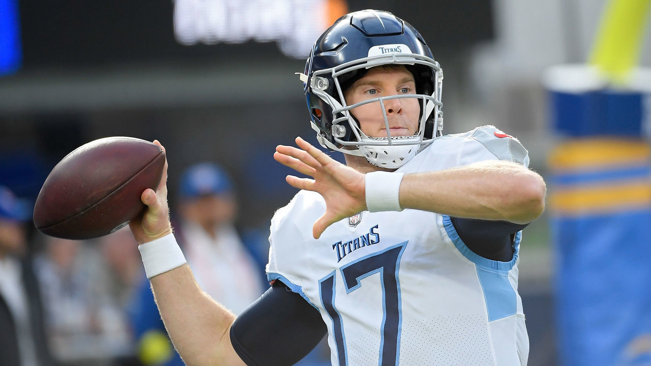 INGLEWOOD, CALIFORNIA - DECEMBER 18: Ryan Tannehill #17 of the Tennessee Titans throws the ball during warmups before the game against the Los Angeles Chargers at SoFi Stadium on December 18, 2022 in Inglewood, California.