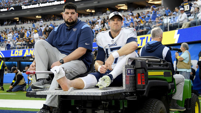 INGLEWOOD, CALIFORNIA - DECEMBER 18: Ryan Tannehill #17 of the Tennessee Titans exits the field due to an injury during the first half of the game against the Los Angeles Chargers at SoFi Stadium on December 18, 2022 in Inglewood, California.