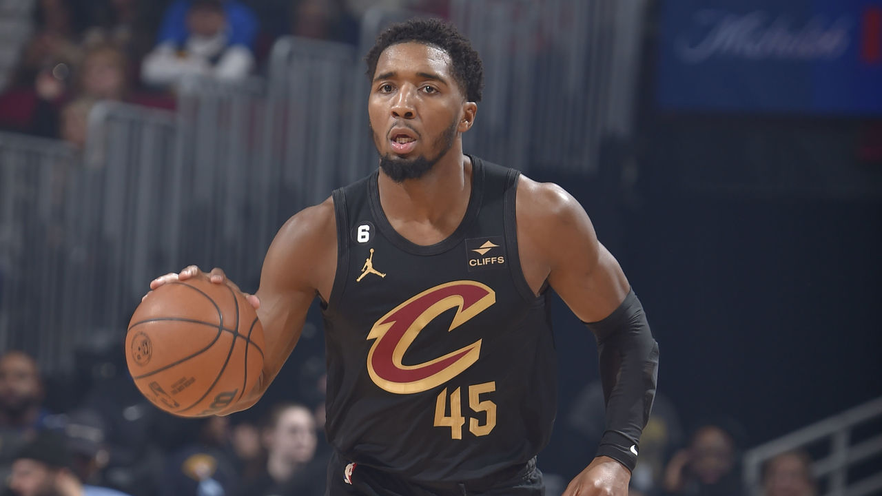 No Donovan Mitchell, but Cavs rout Rockets behind Darius Garland