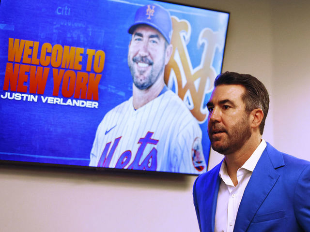 Mets fans welcome Kate Upton, Justin Verlander to New York